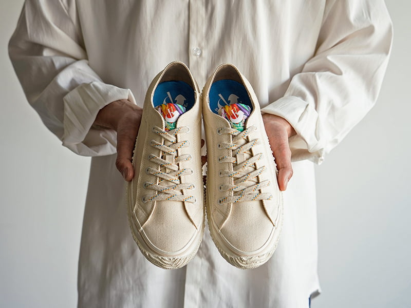 SPINGLE × ONGAESHIプロジェクト折り鶴再生スニーカー第2弾「SPM-1005R」