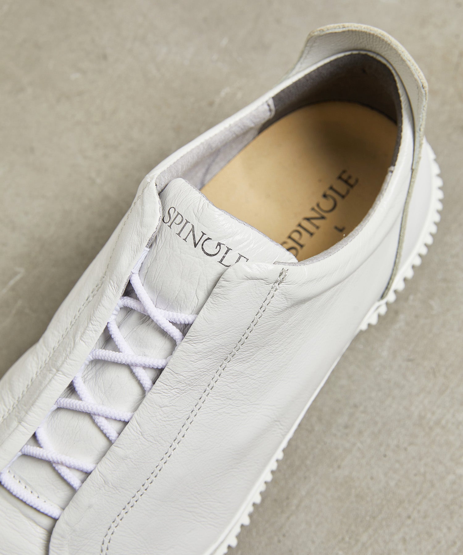SP-1048 White - SPINGLE