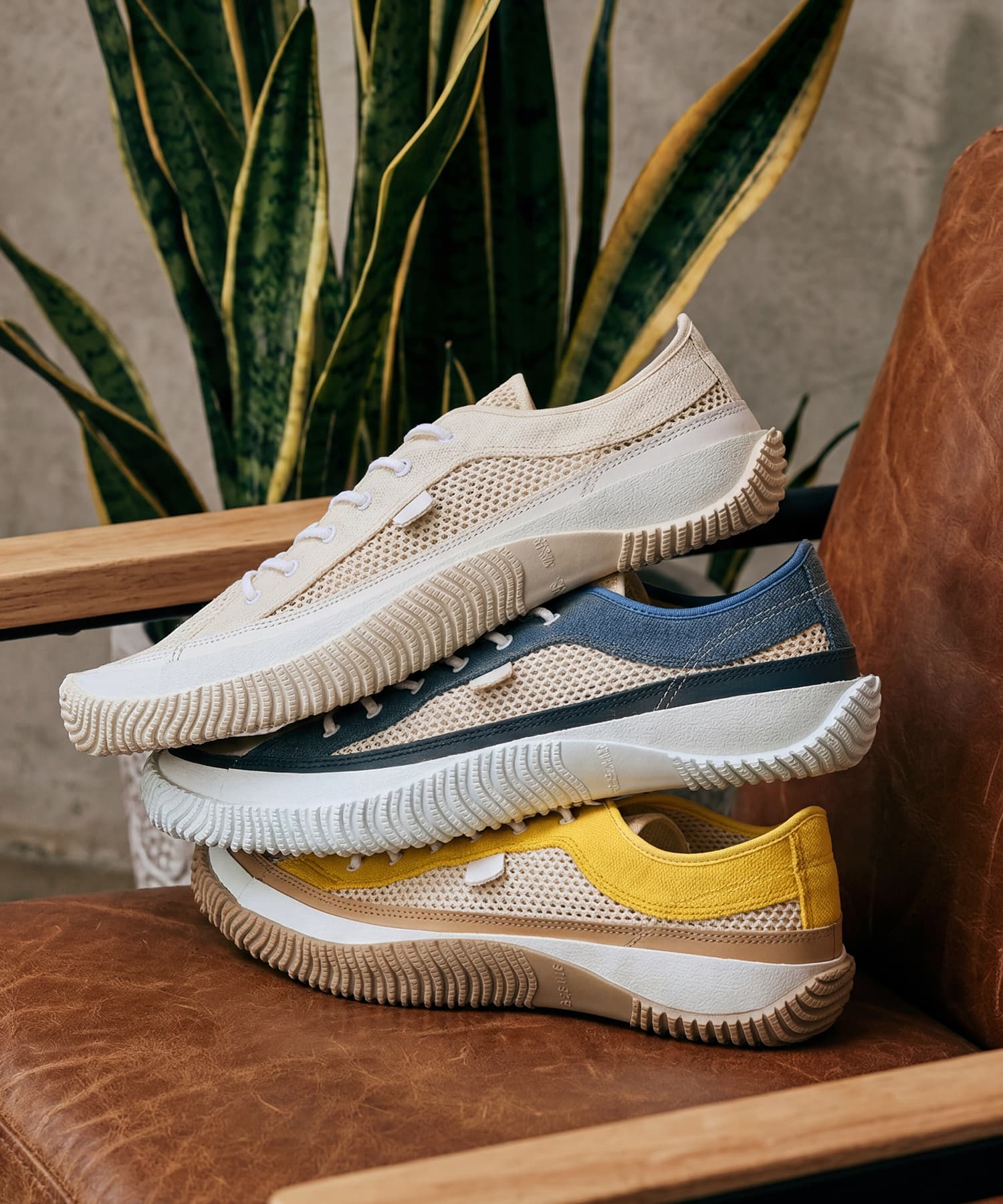 SP-1073 Whtie/Yellow - SPINGLE