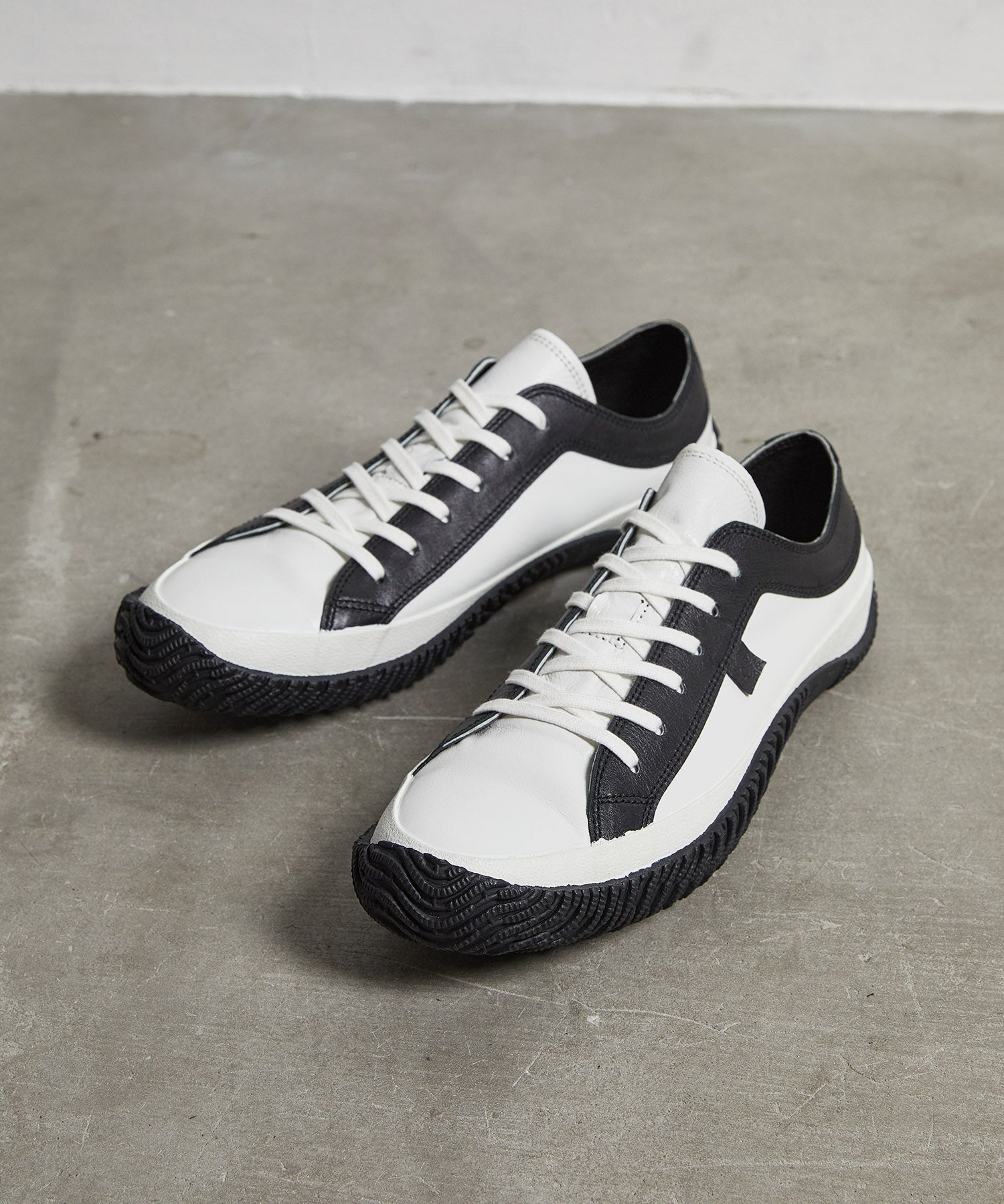 SP-110 Shiro/Kuro - SPINGLE