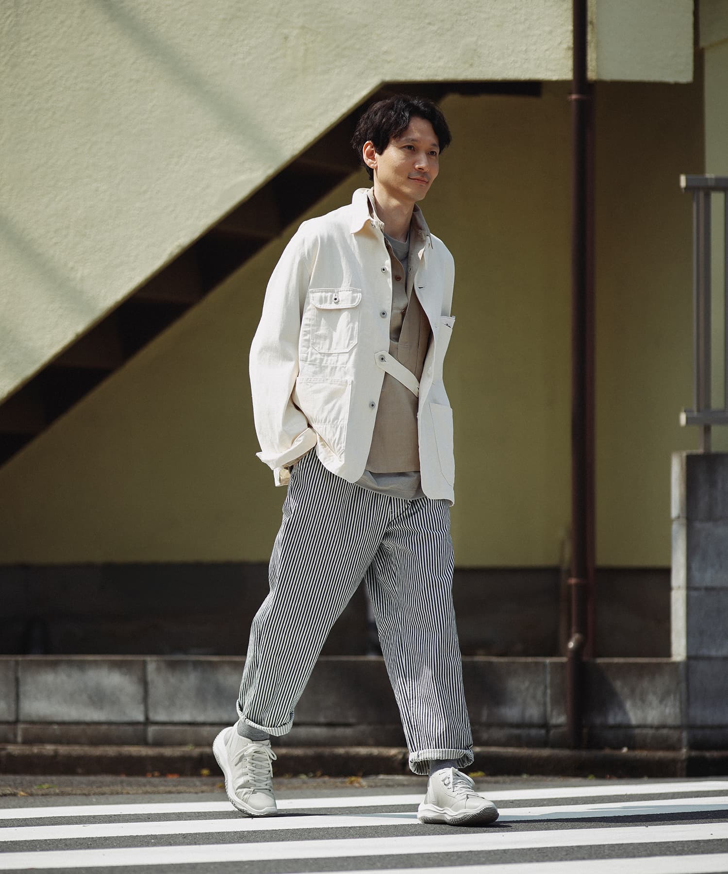 SP-1909 Ivory - SPINGLE