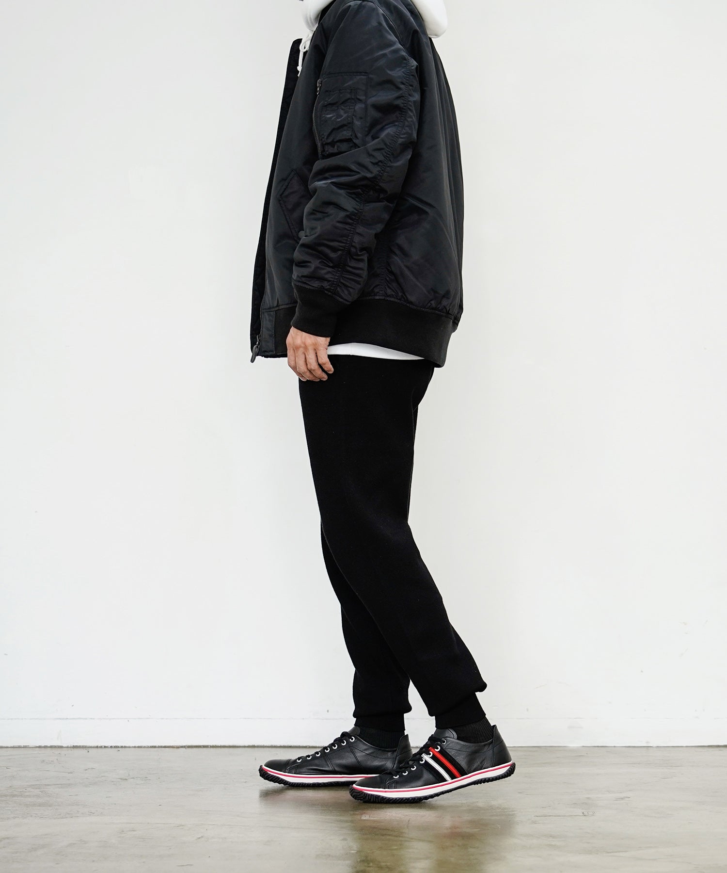 SP-198 Black - SPINGLE