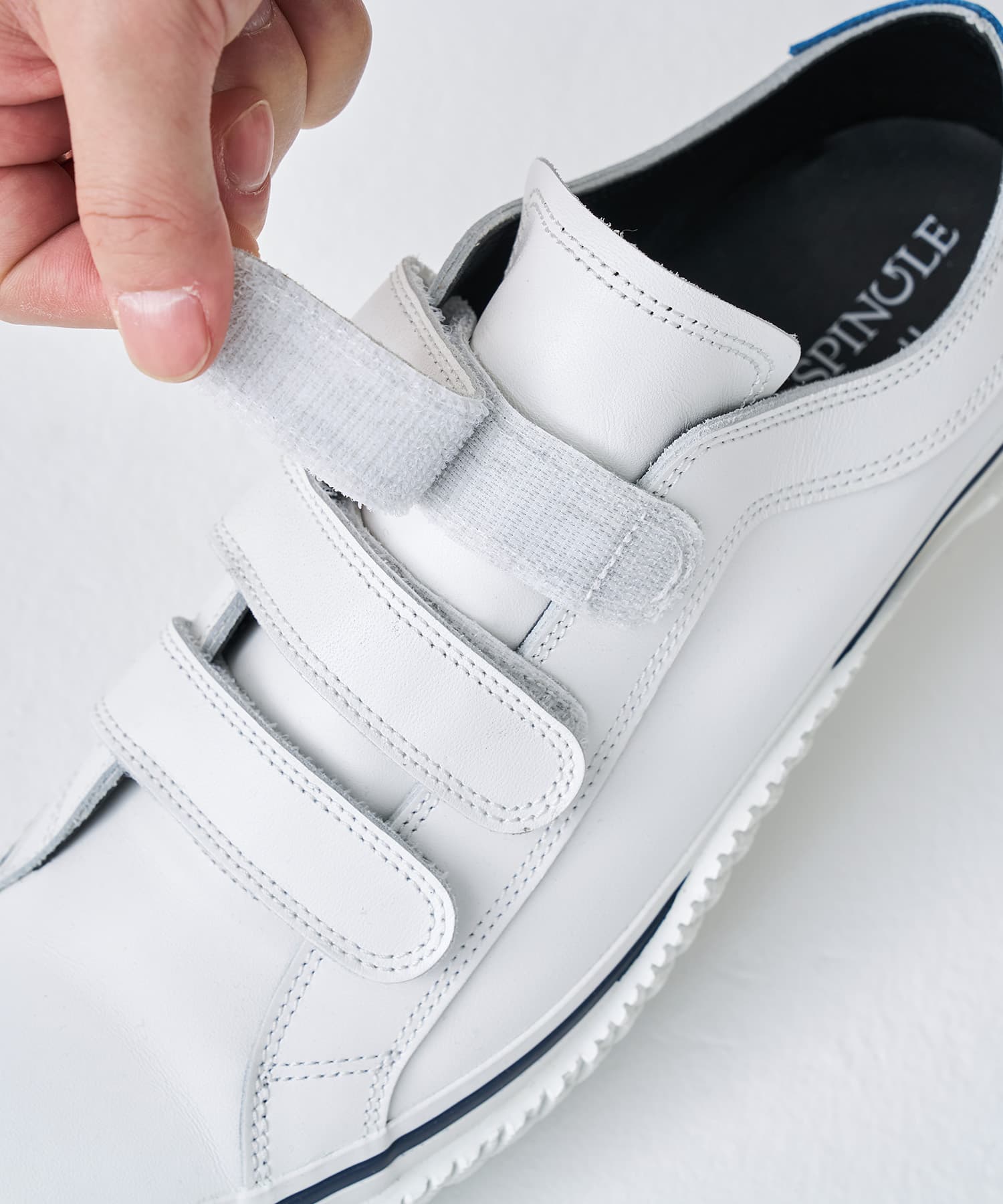 SP-211 White/Navy