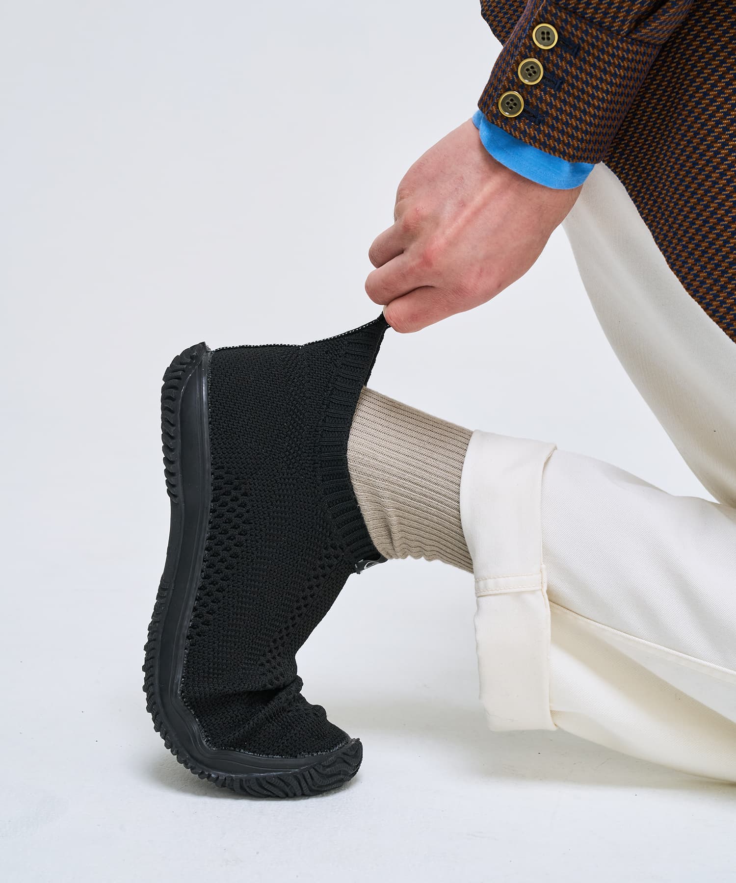 SP-528 Black/Black - SPINGLE