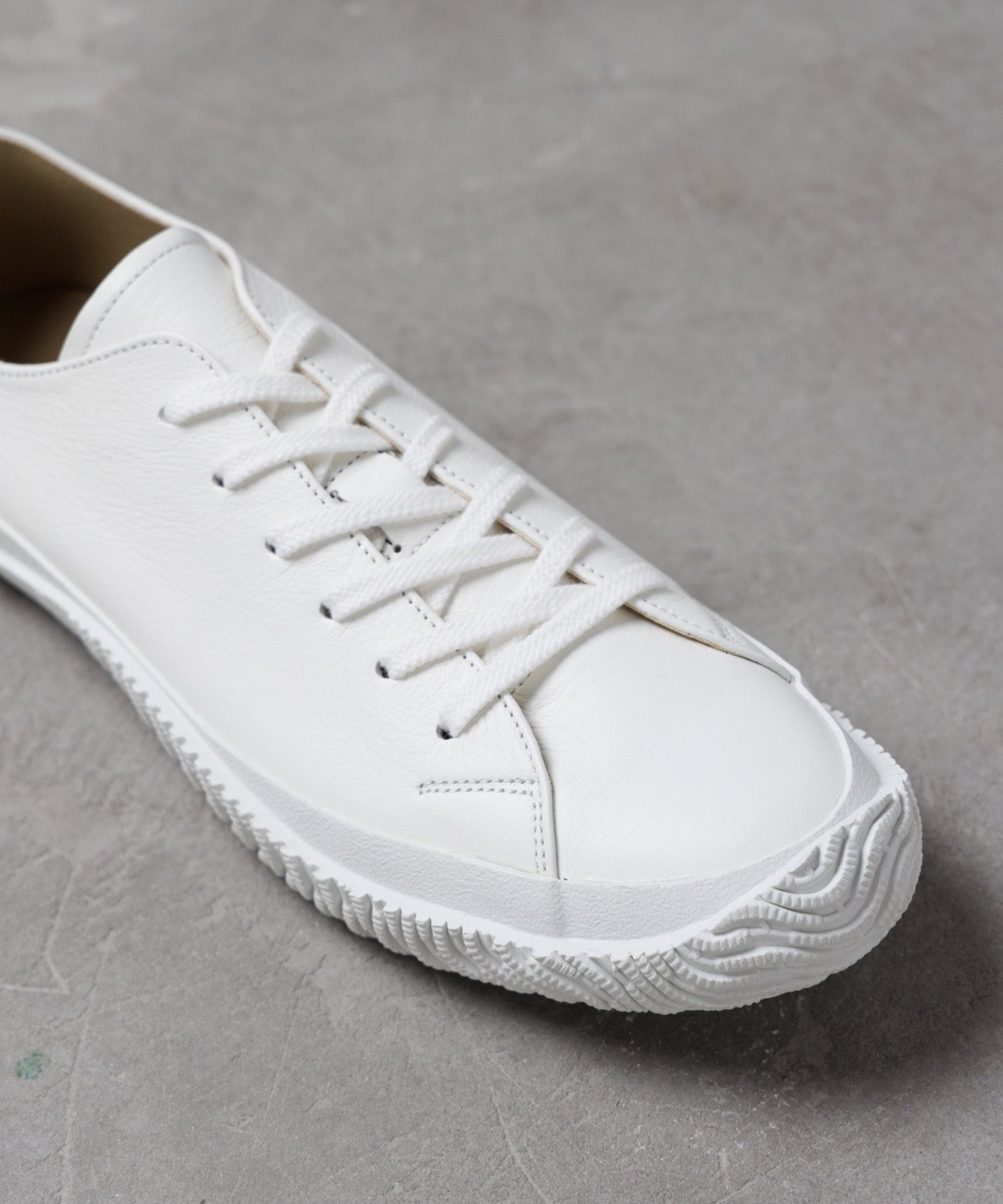 SP-111IL White - SPINGLE