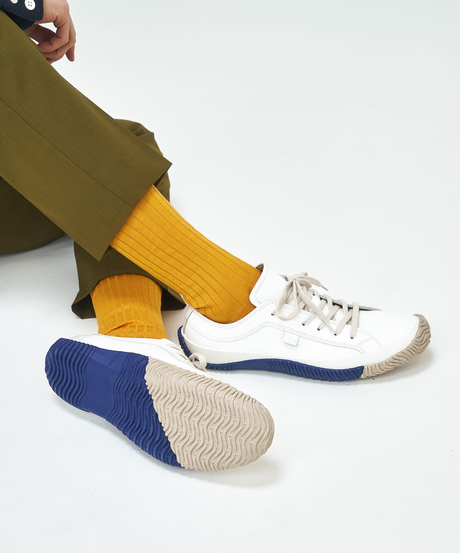 SP-187 White/Navy