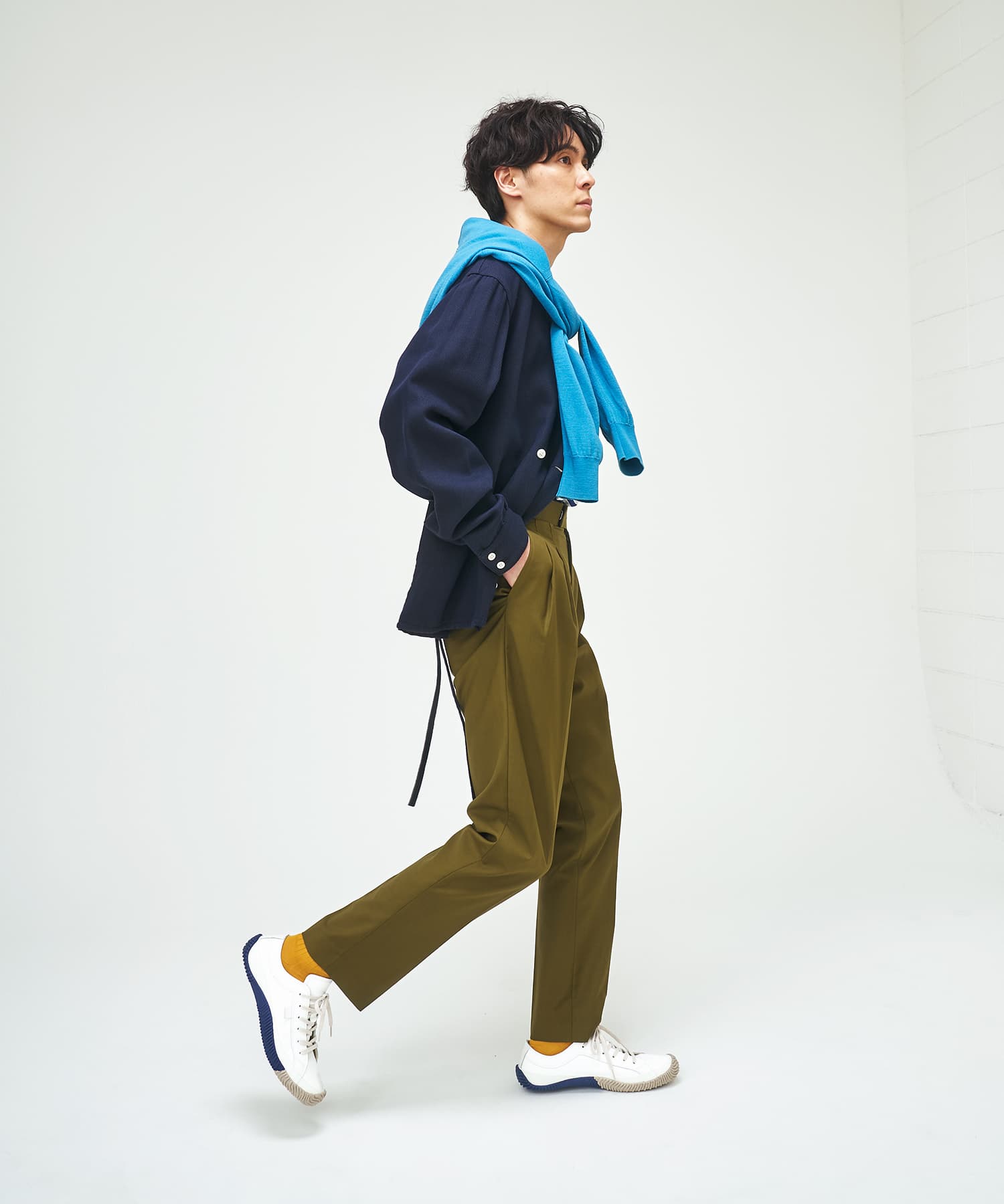 SP-187 White/Navy