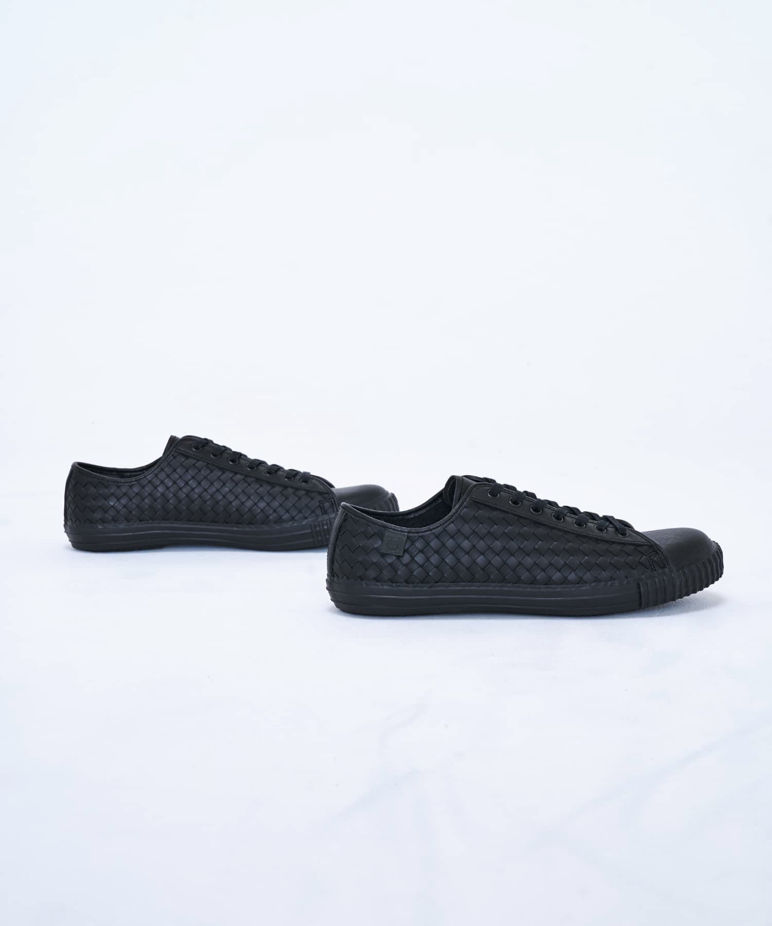 SP-384 Black/Black - SPINGLE