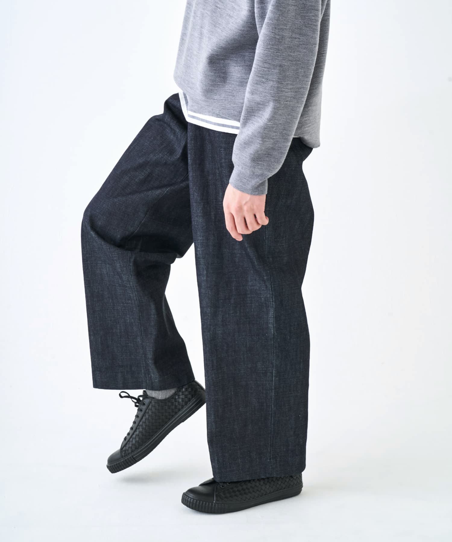 SP-384 Black/Black - SPINGLE