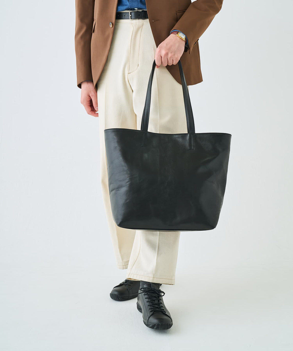 SPB-101IL Black Leather Tote Bag